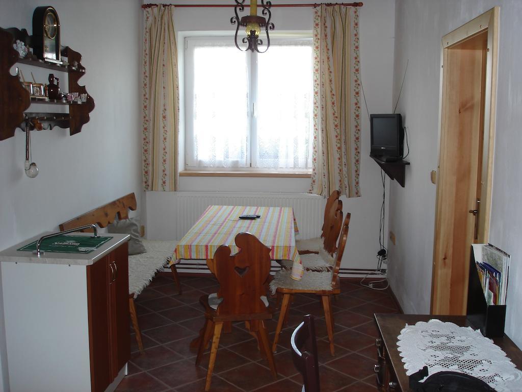 Pension Otevek Trhové Sviny Habitación foto
