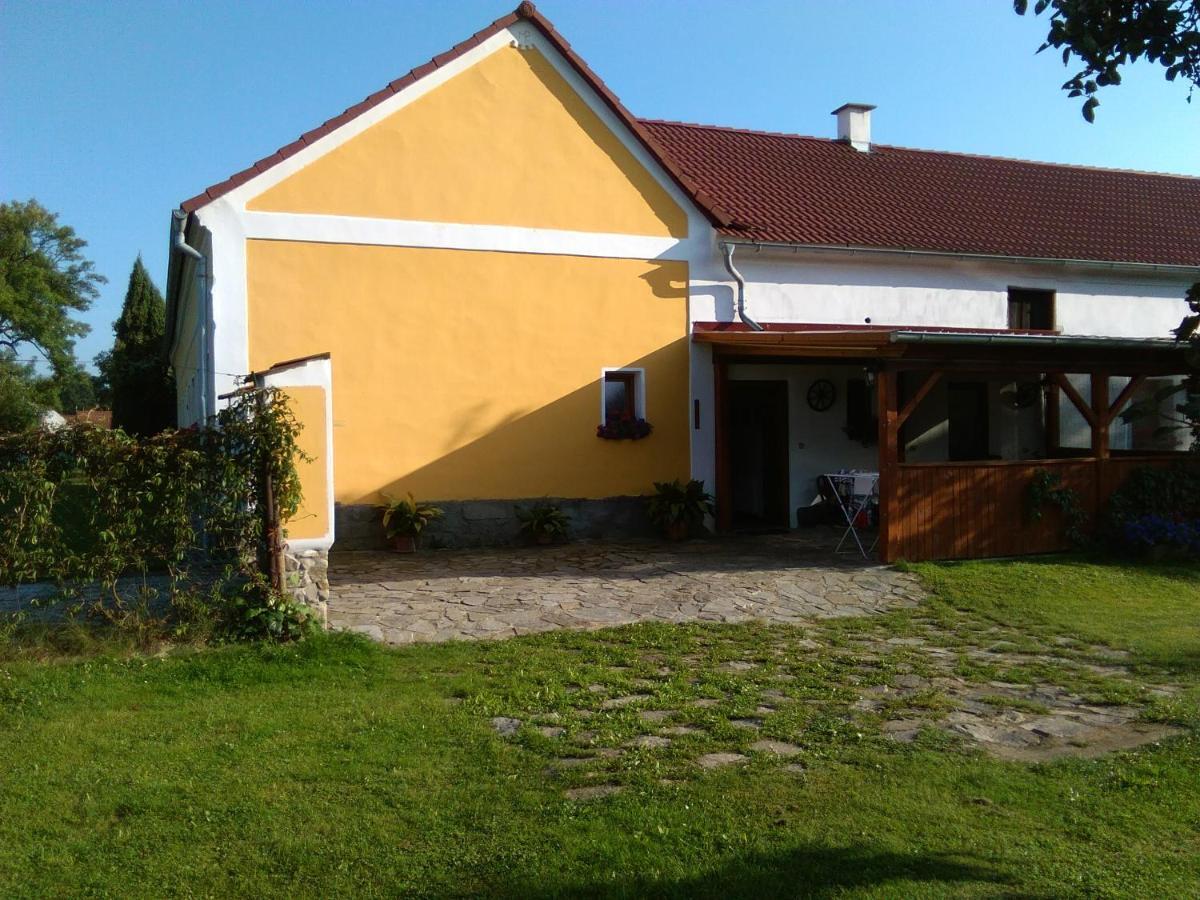 Pension Otevek Trhové Sviny Exterior foto